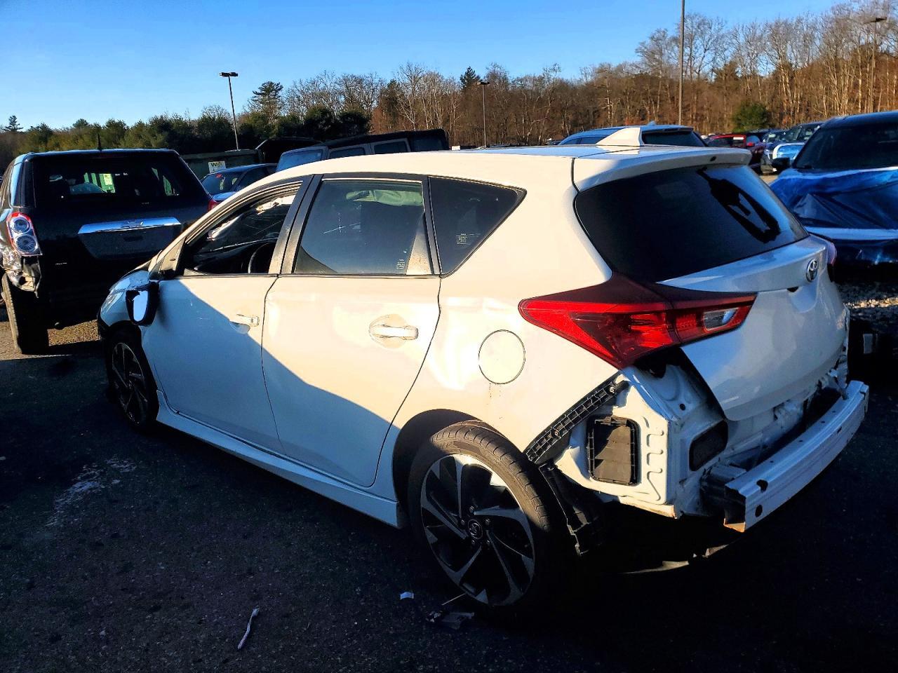 2018 Toyota Corolla Im - Image 2