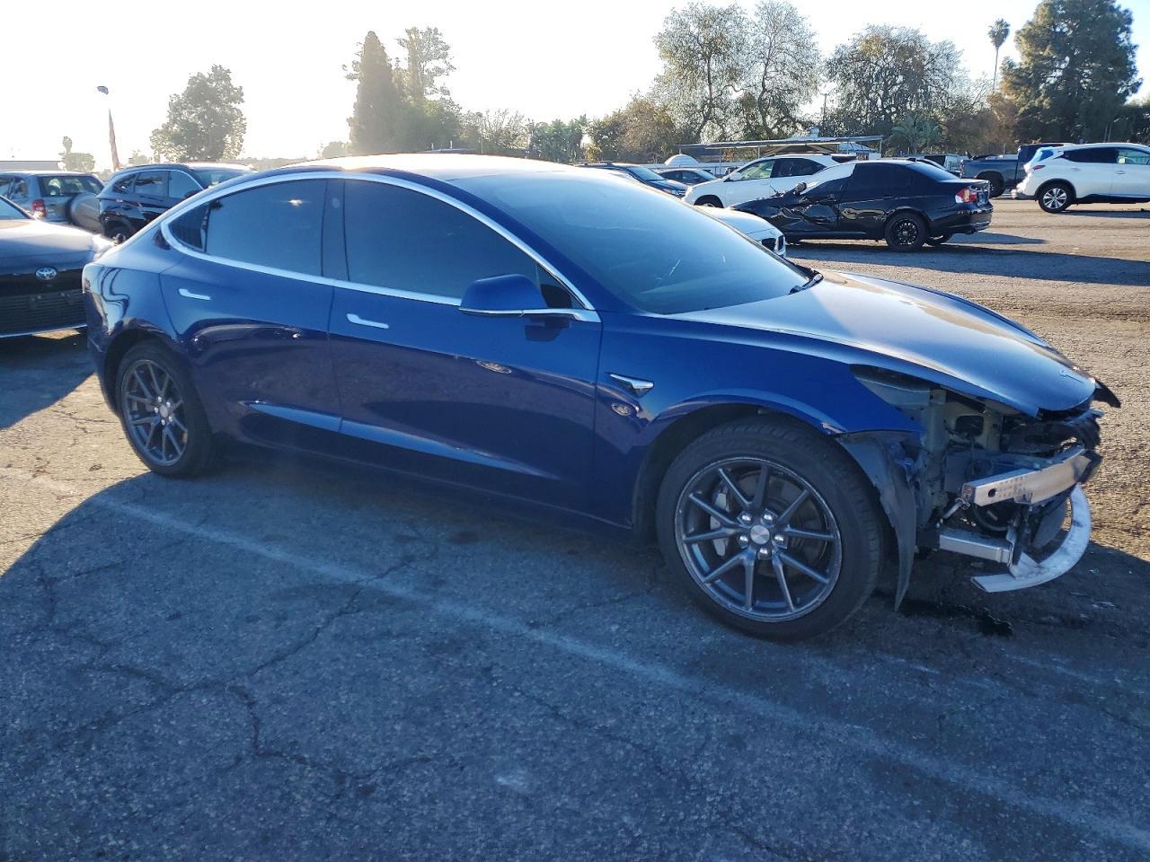 2019 Tesla Model 3 - Image 4