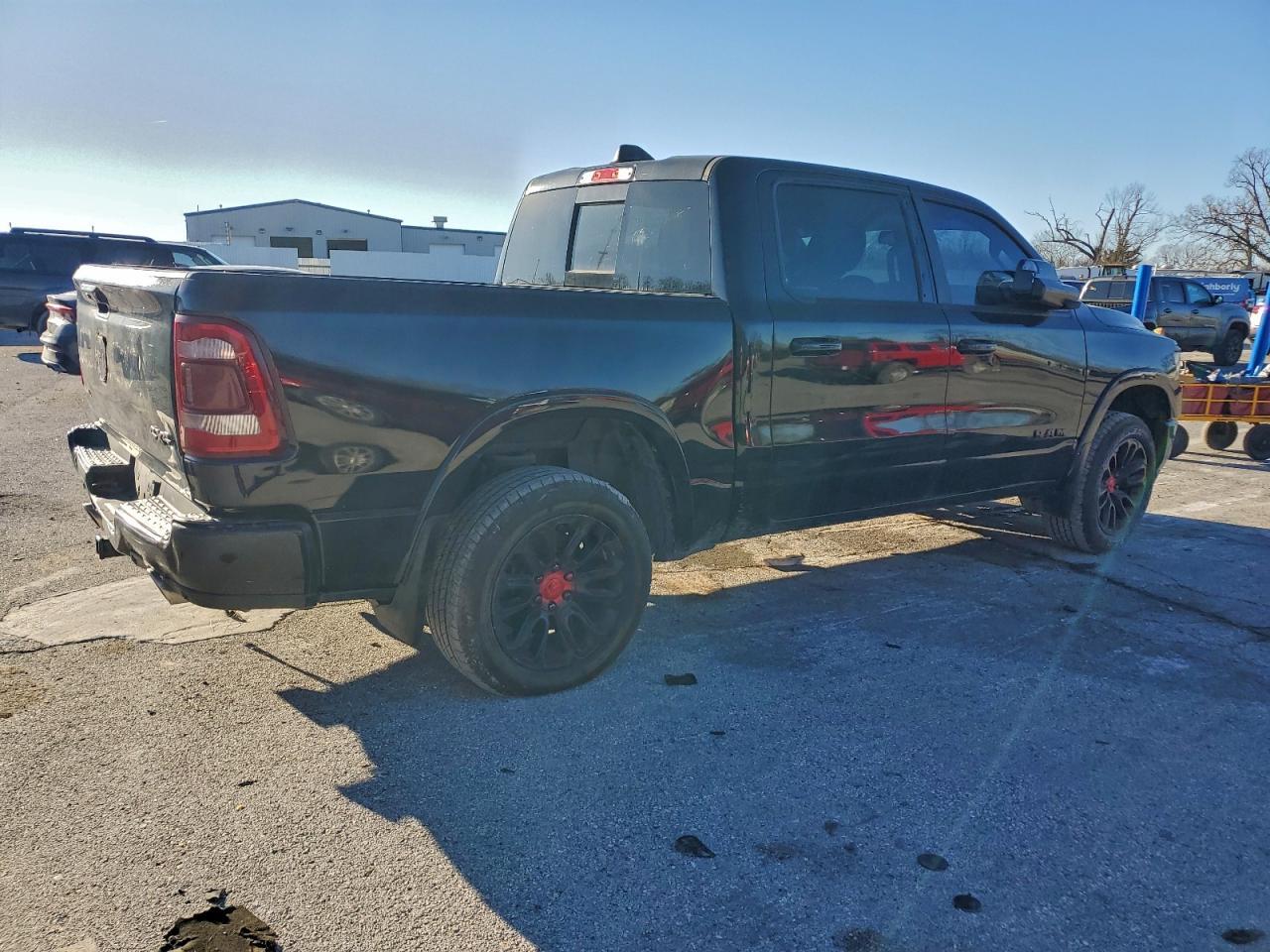 2019 Ram 1500 Laramie - Image 3