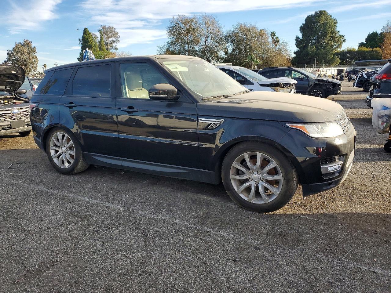 2014 Land Rover Range Rover Sport Hse - Image 4