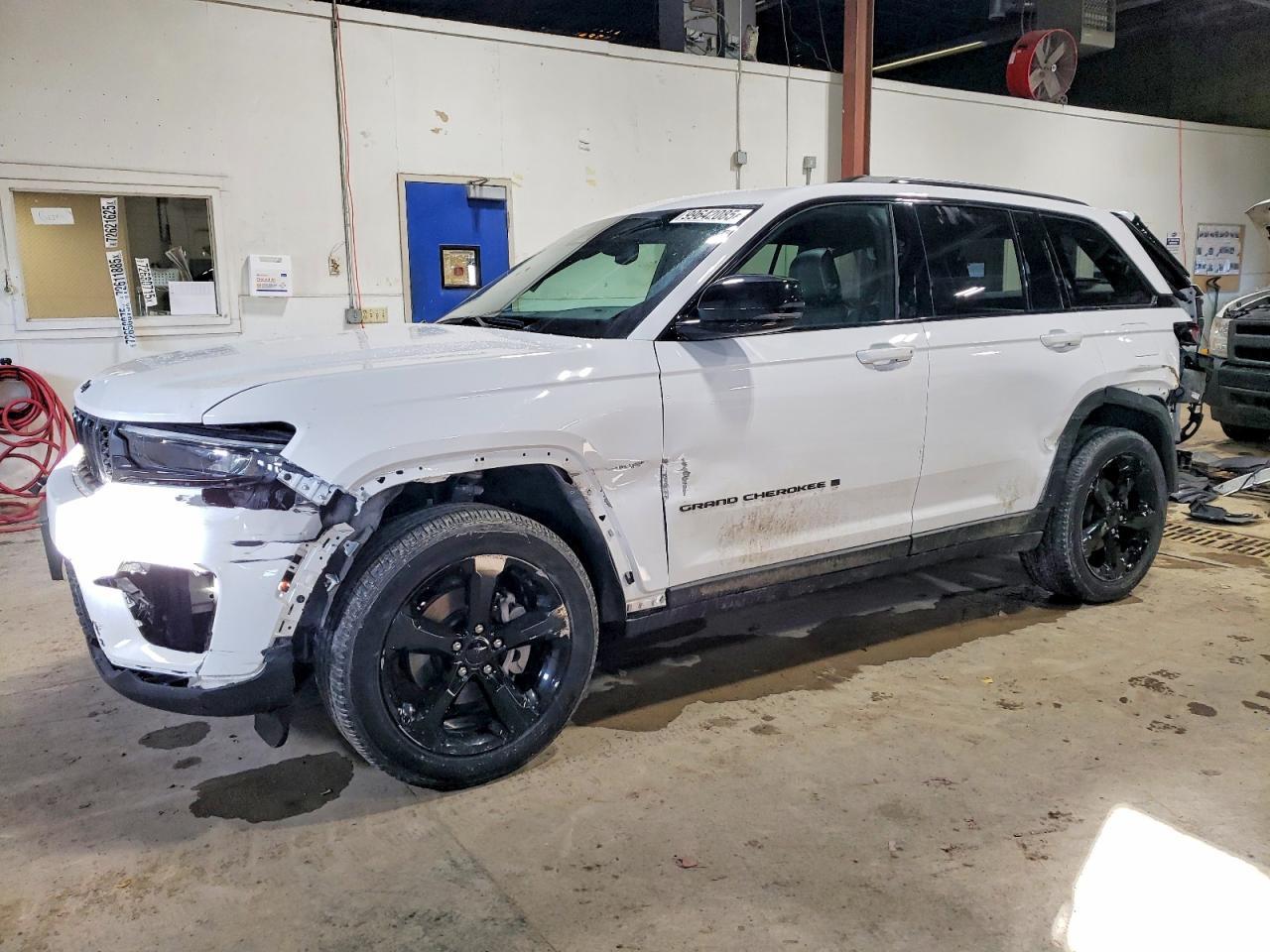 2024 Jeep Grand Cherokee Laredo