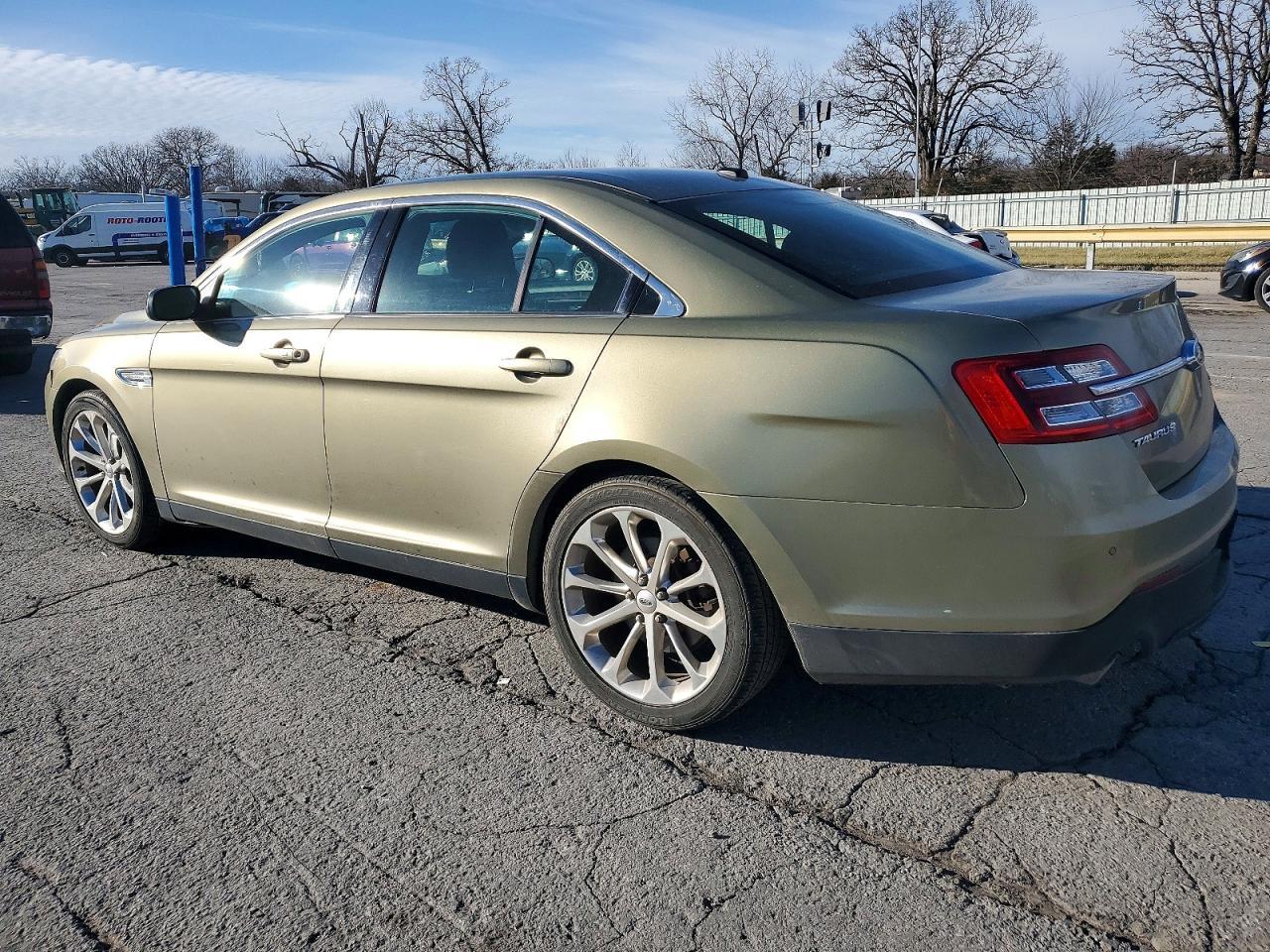 2013 Ford Taurus Limited - Image 2