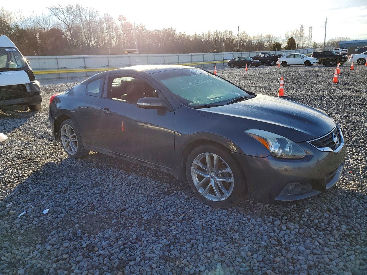 2011 Nissan Altima 3.5 Sr - Фото 4