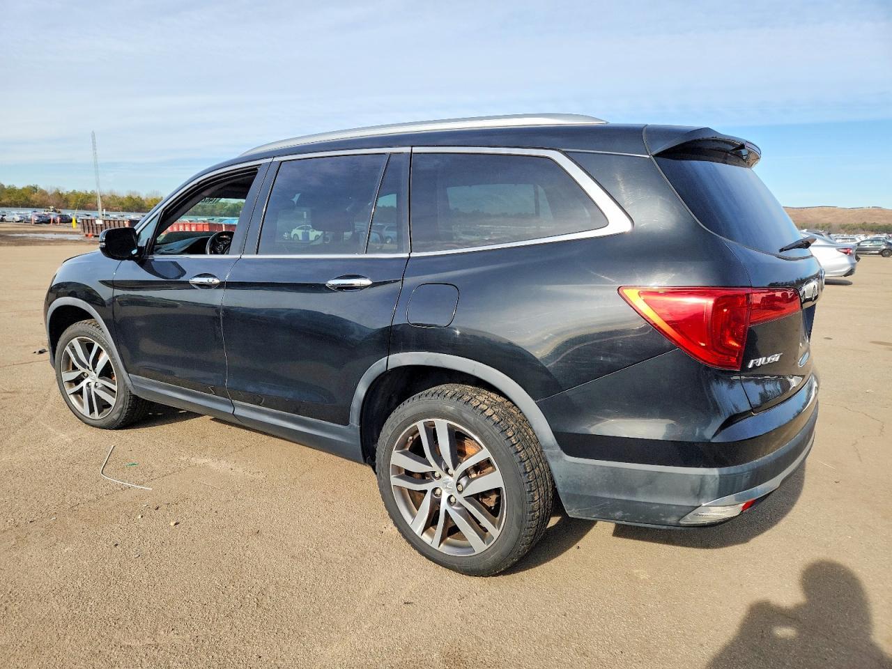 2017 Honda Pilot Touring - Фото 2