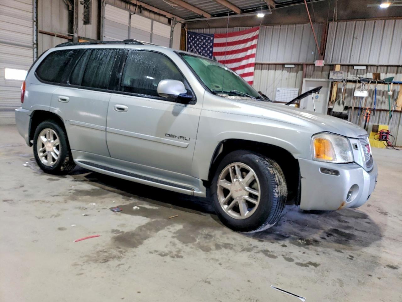 2008 GMC Envoy Denali - Фото 4
