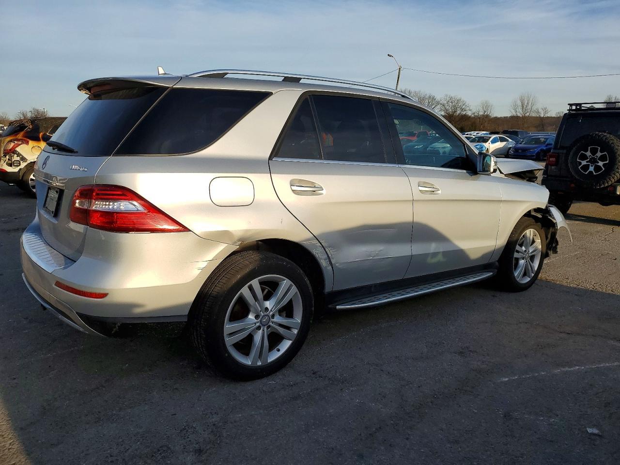 2015 Mercedes-Benz Ml 250 Bluetec - Фото 3