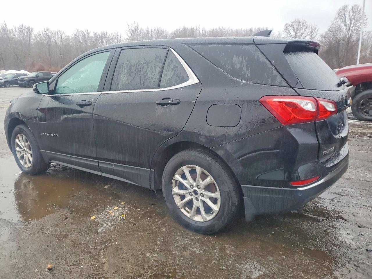 2018 Chevrolet Equinox Lt - Image 2
