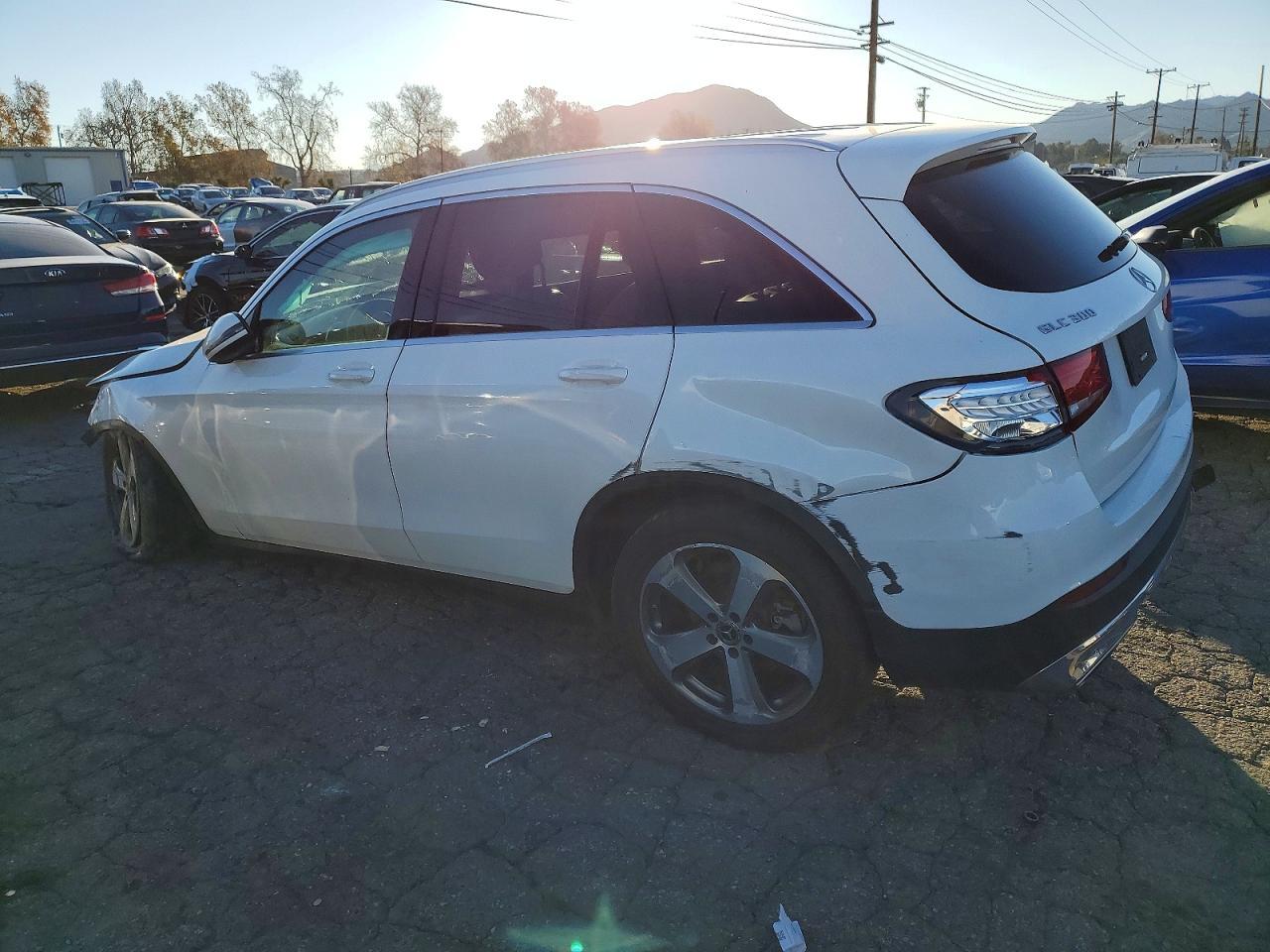 2019 Mercedes-Benz Glc 300 - Фото 2