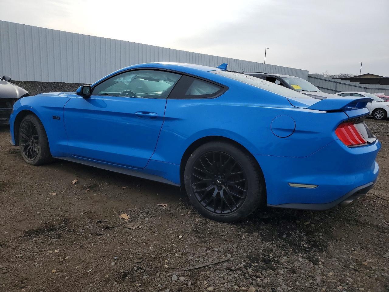 2022 Ford Mustang Gt - Image 2