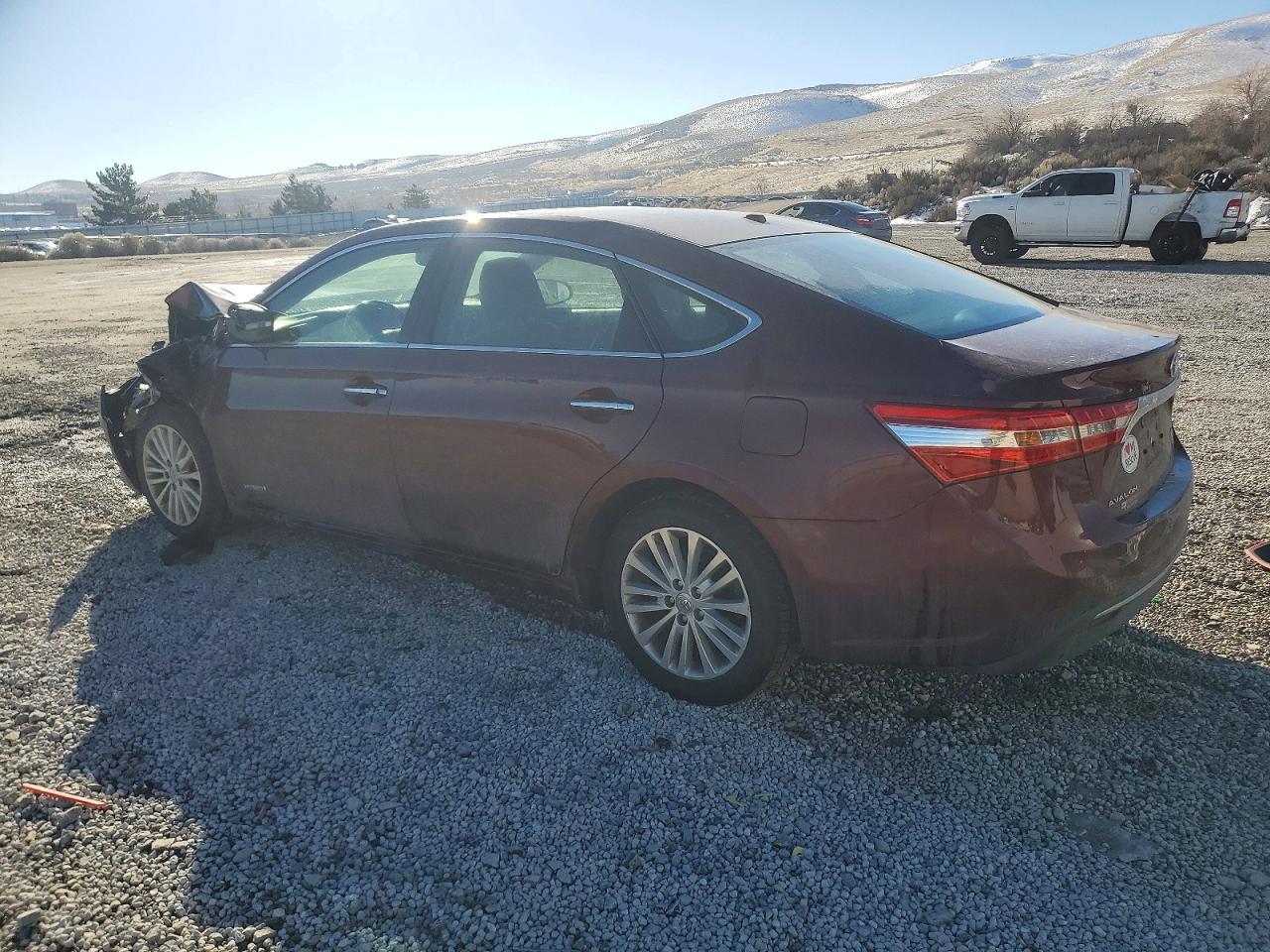 2013 Toyota Avalon Hybrid Xle Touring - Image 2