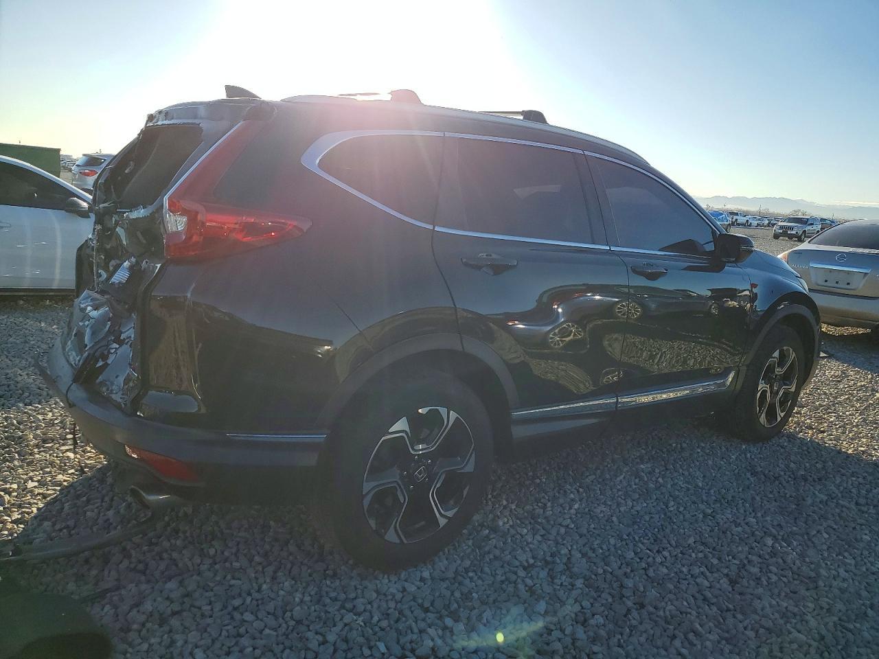2018 Honda Cr-V Touring - Image 3