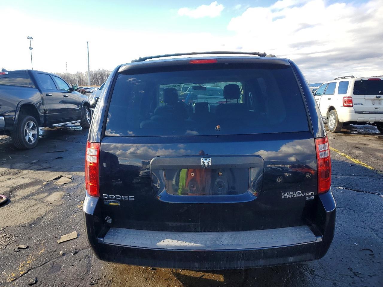 2010 Dodge Grand Caravan Se - Фото 6