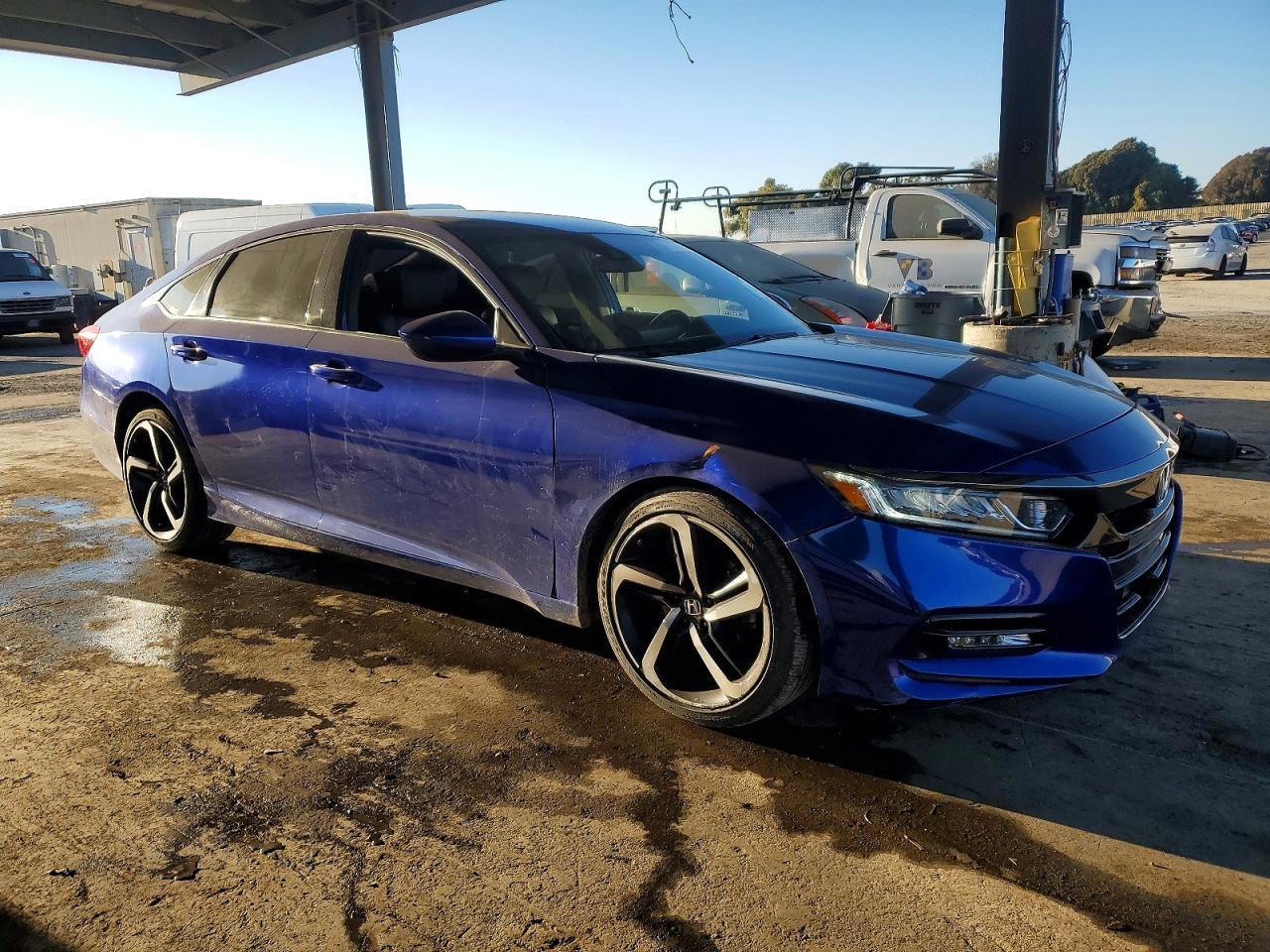2020 Honda Accord Sport - Image 4