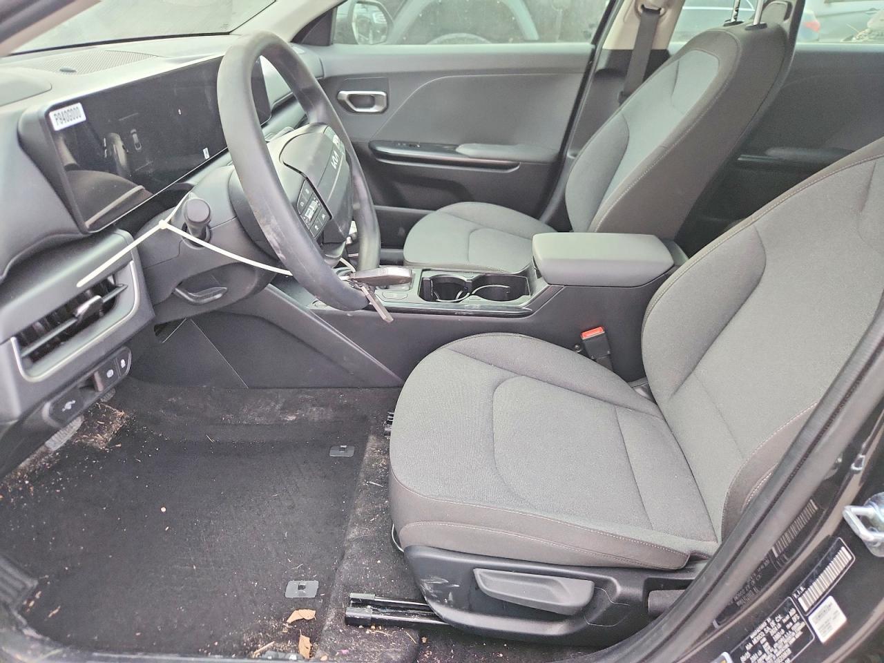 2025 Kia K4 Lx - Image 7