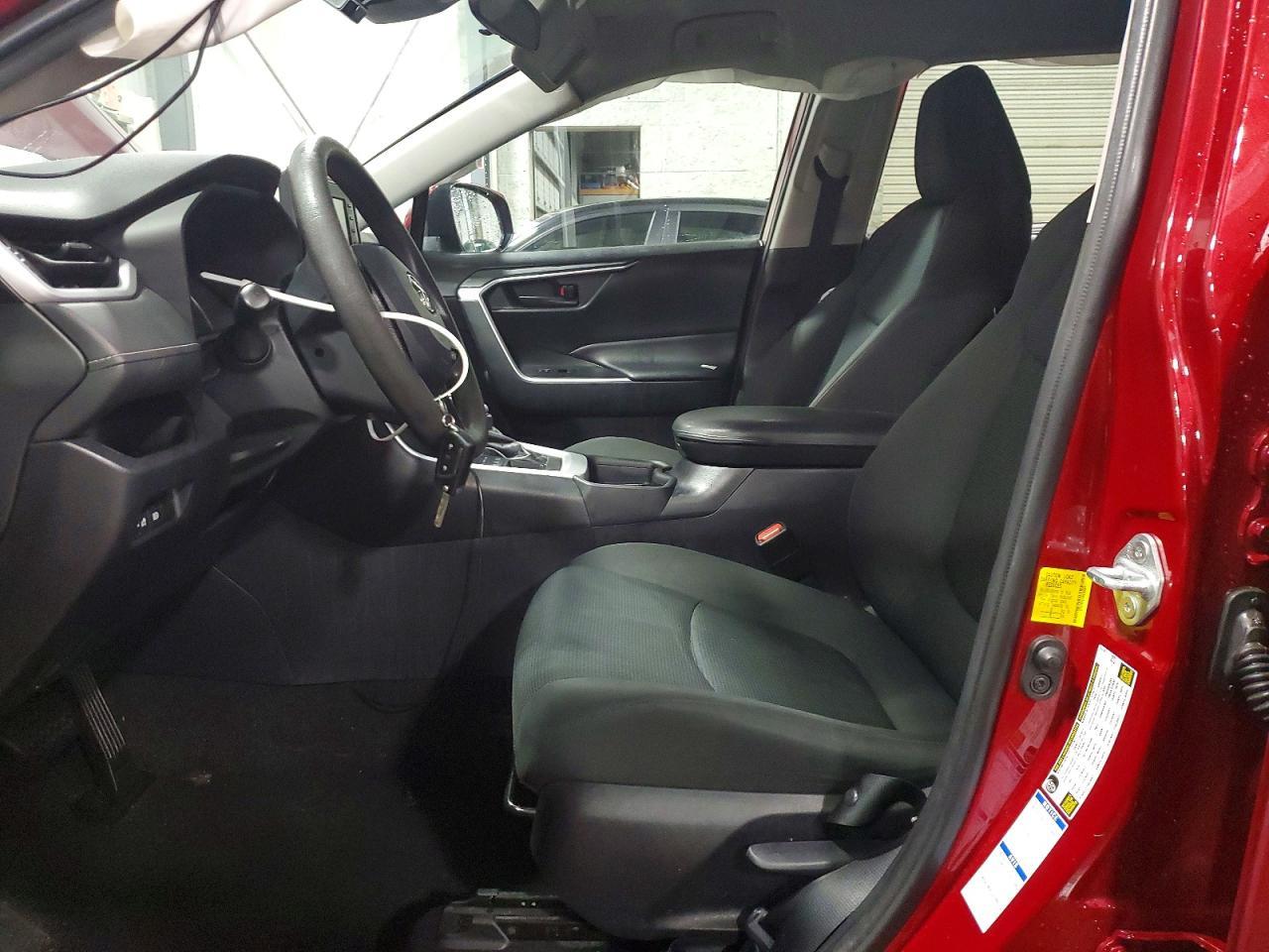 2021 Toyota Rav4 Le - Фото 7