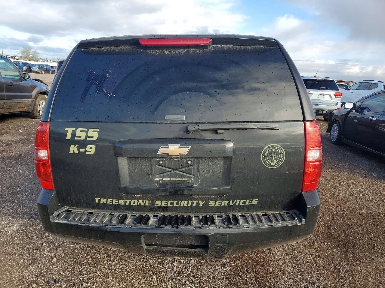 2011 Chevrolet Tahoe - Image 6