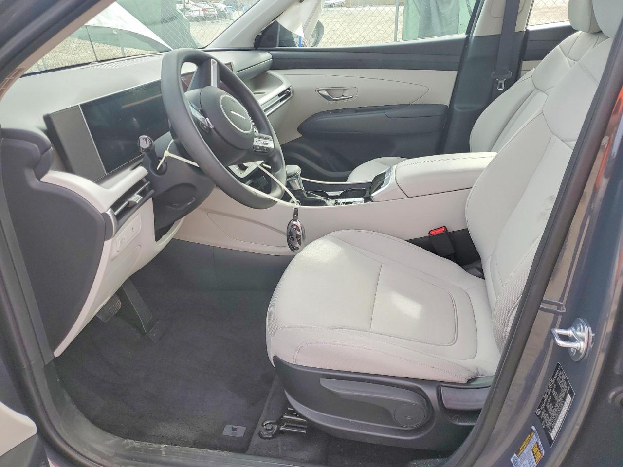 2026 Hyundai Tucson Se - Image 7