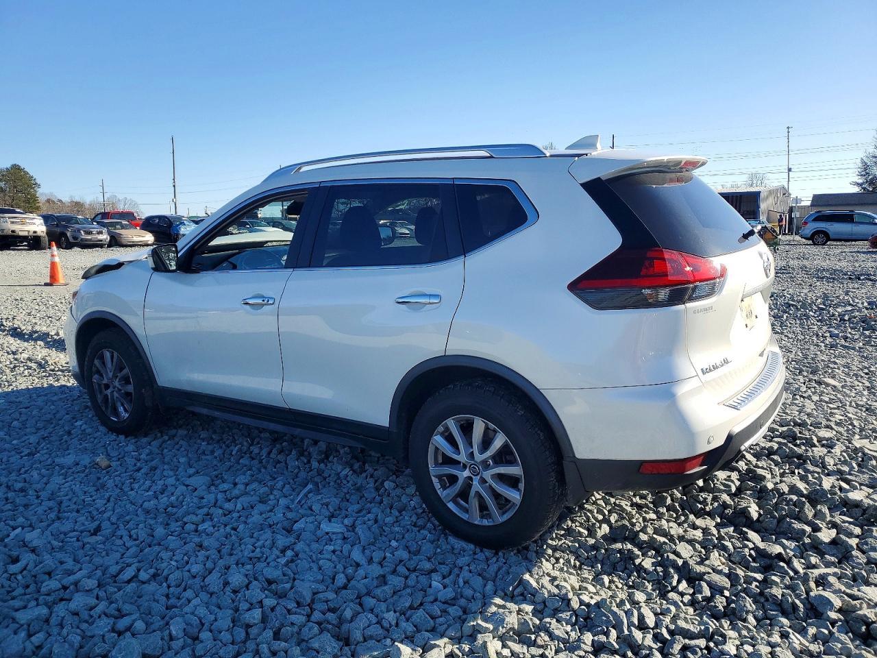2020 Nissan Rogue Sv - Фото 2