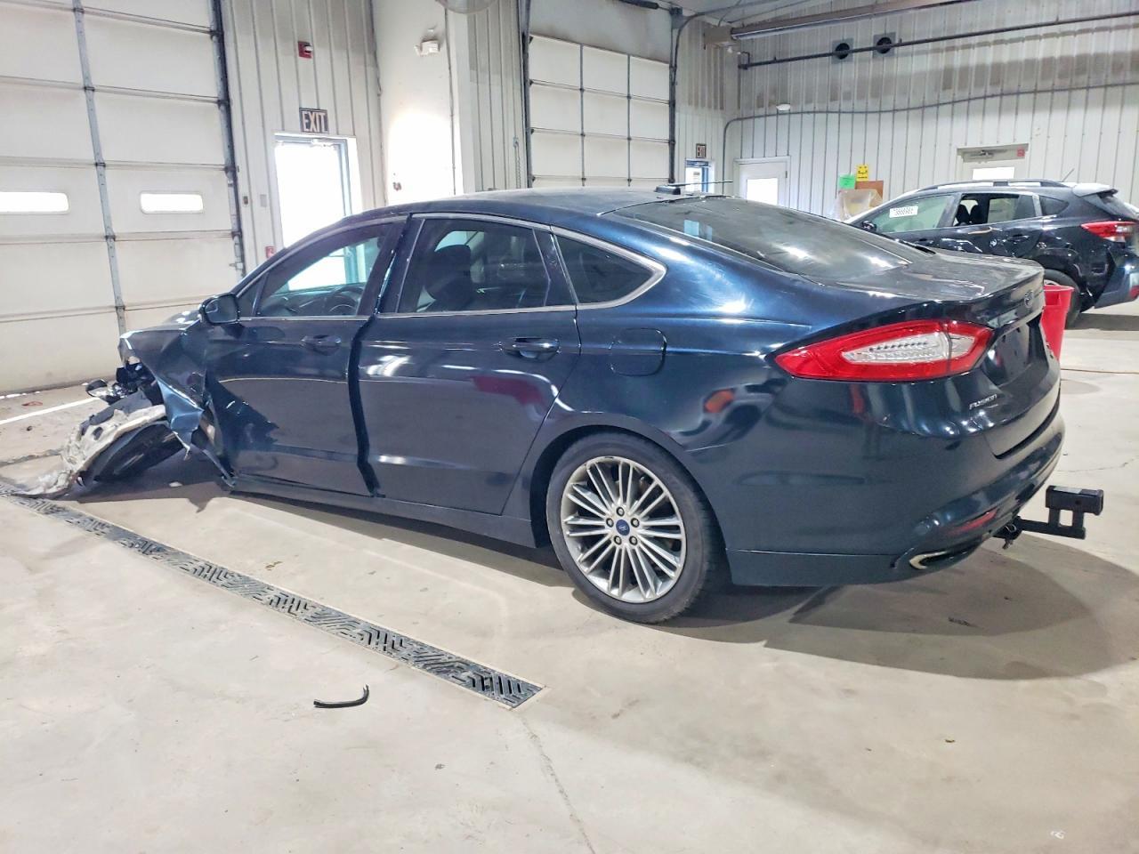 2014 Ford Fusion Se - Image 2