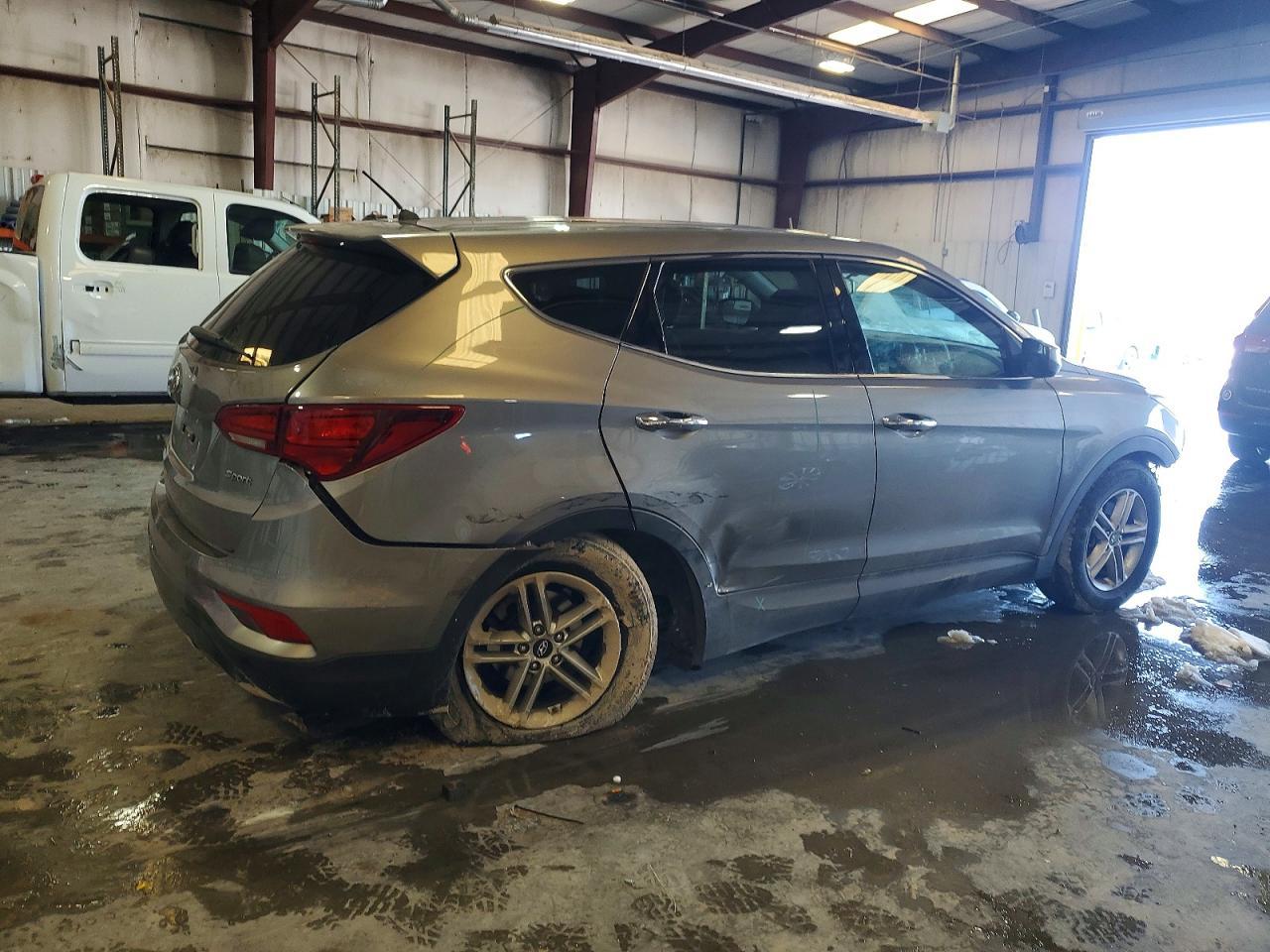 2018 Hyundai Santa Fe Sport - Фото 3