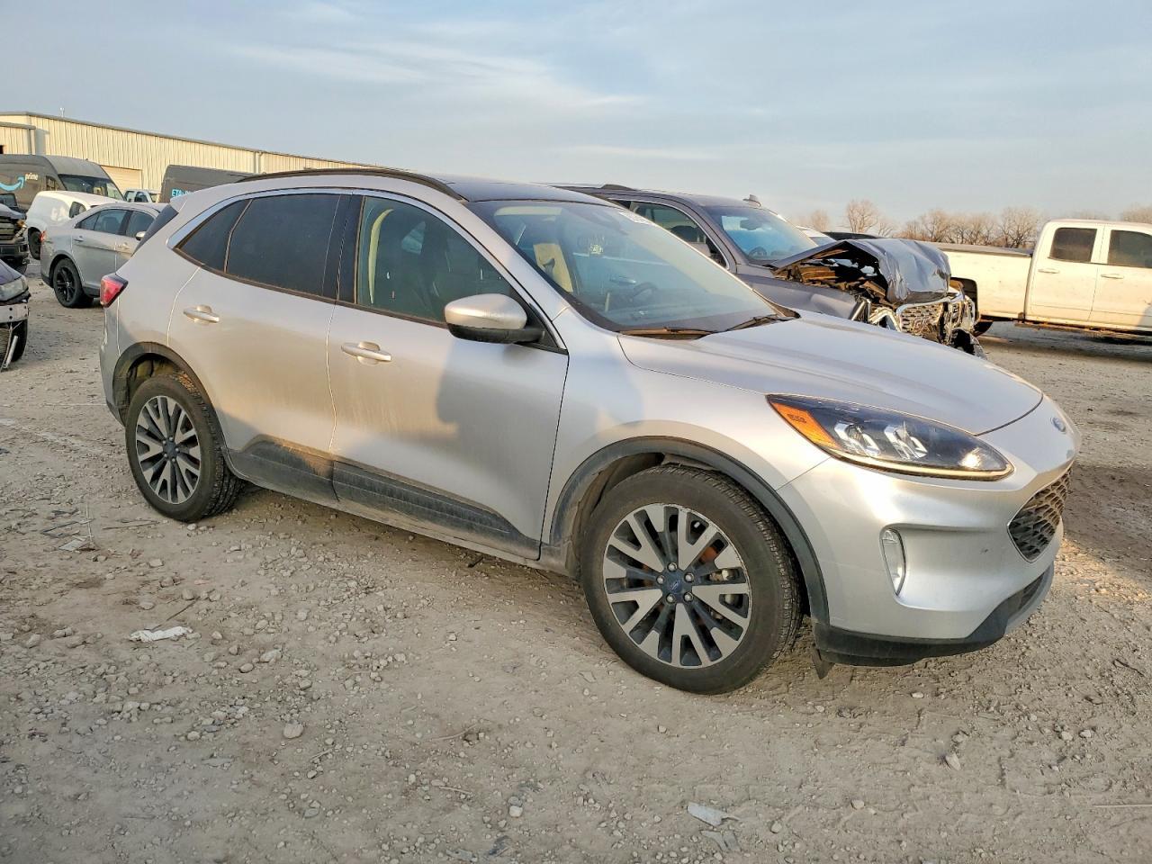 2020 Ford Escape Sel - Фото 4