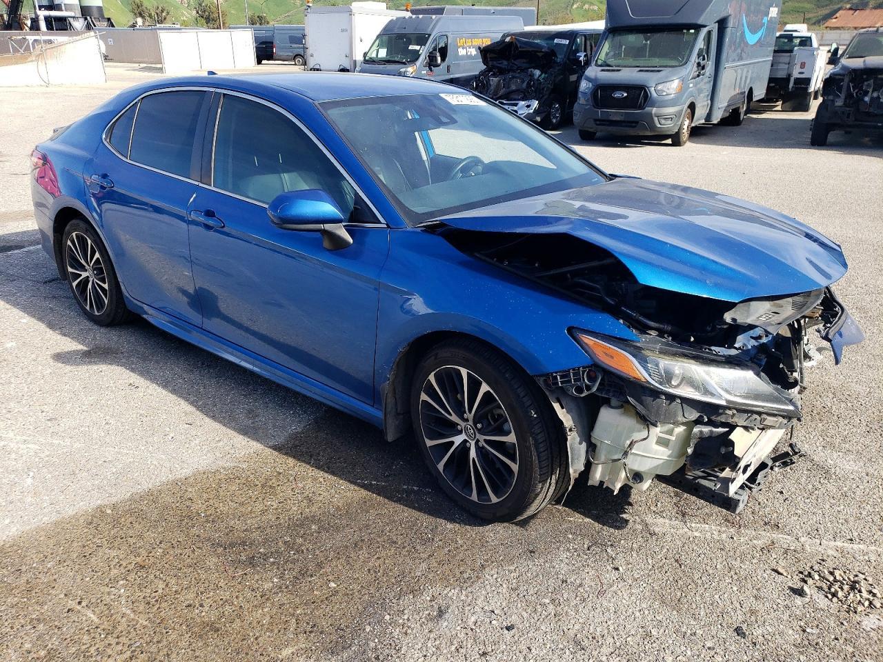 2019 Toyota Camry L - Фото 4