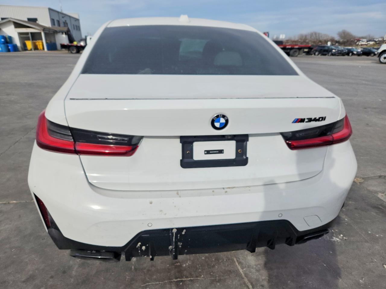 2023 BMW Motorrad M340Xi - Фото 6