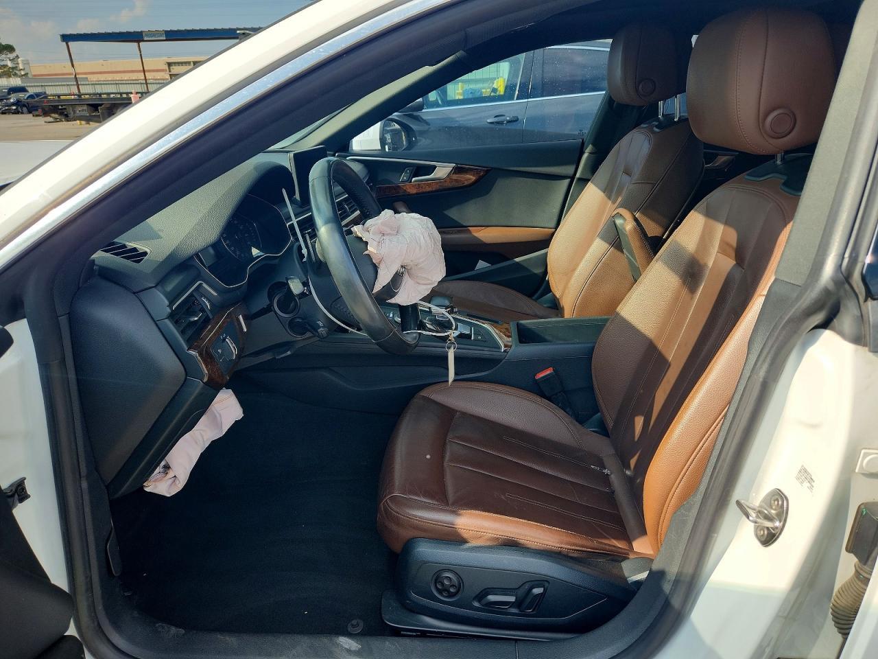 2019 Audi A5 Premium - Фото 7