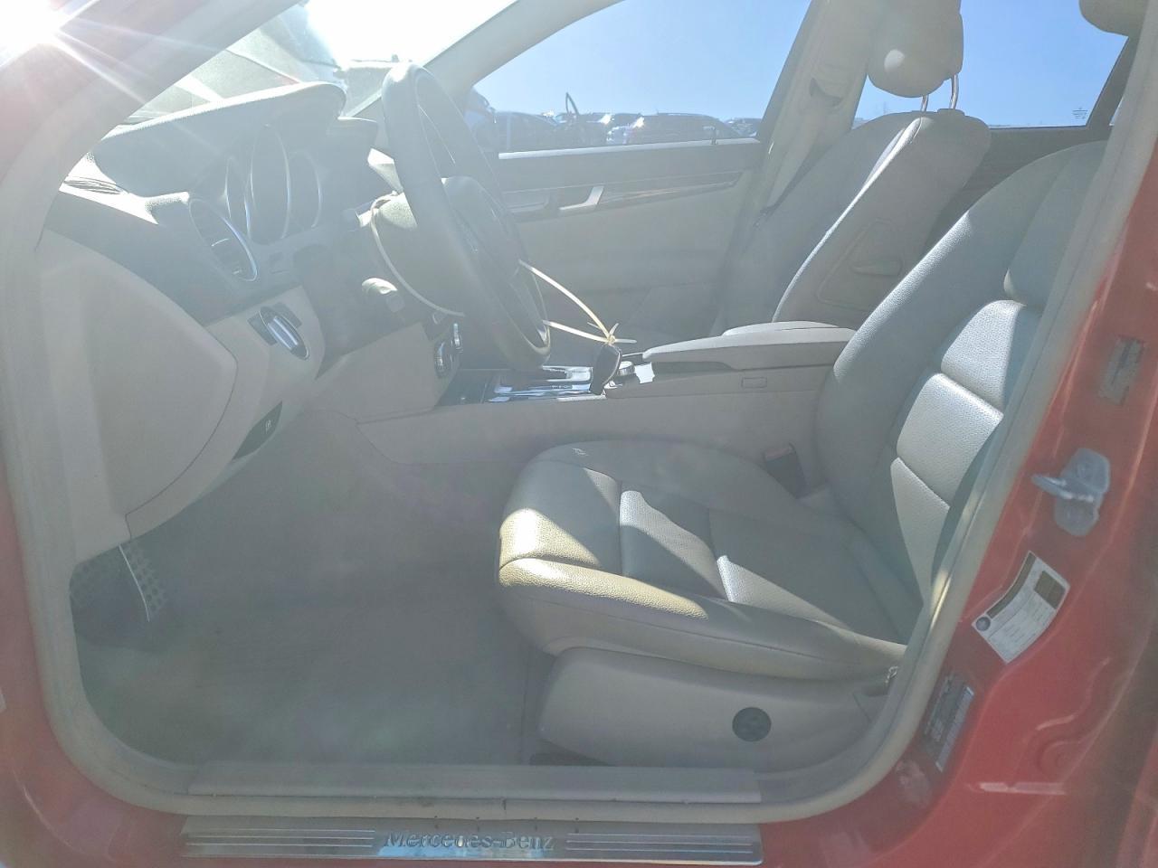 2012 Mercedes-Benz C 300 4Matic - Image 7