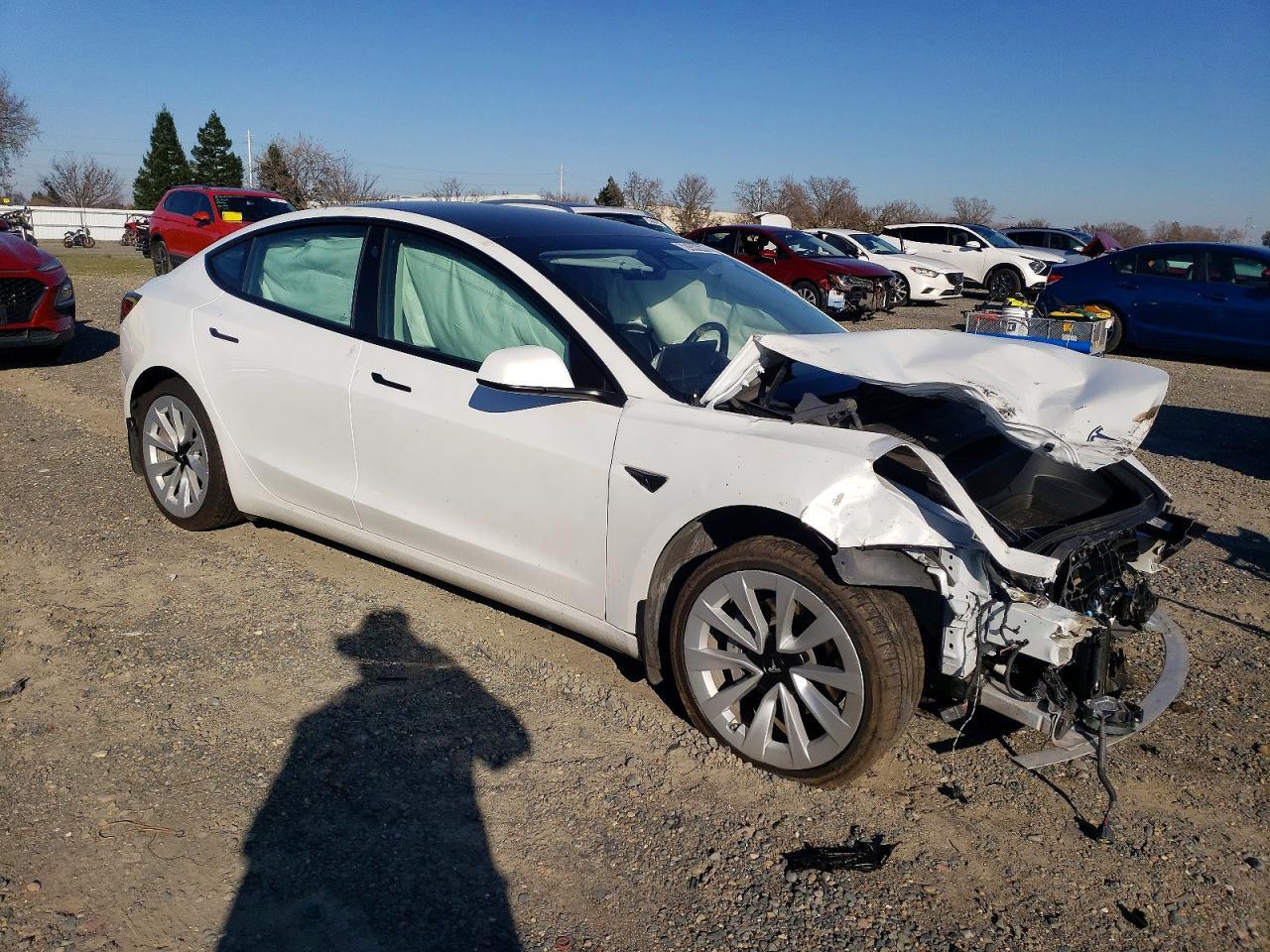 2022 Tesla Model 3 - Image 4