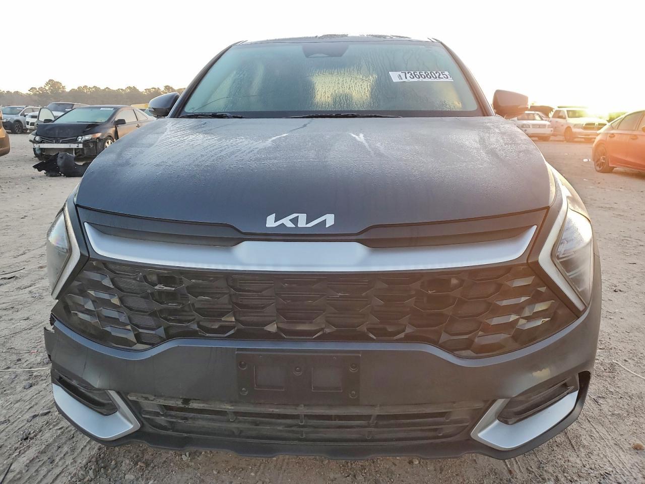 2025 Kia Sportage Ex - Image 5