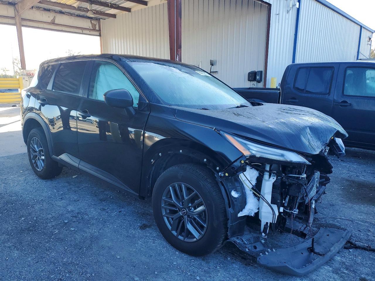 2023 Nissan Rogue S - Фото 4