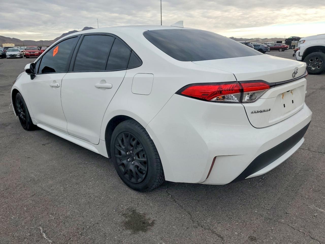 2022 Toyota Corolla Le - Image 2