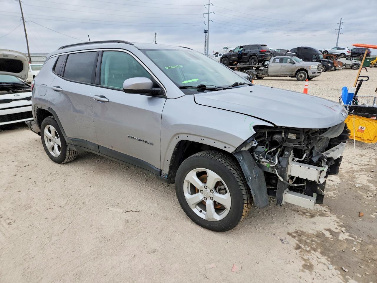 2018 Jeep Compass Latitude - Фото 4