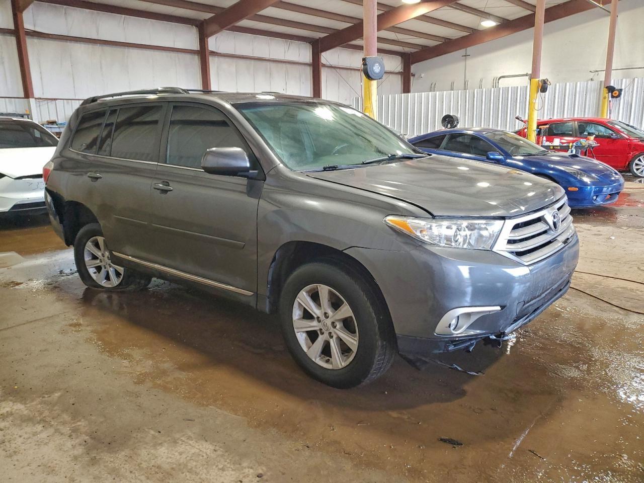 2013 Toyota Highlander Base - Фото 4