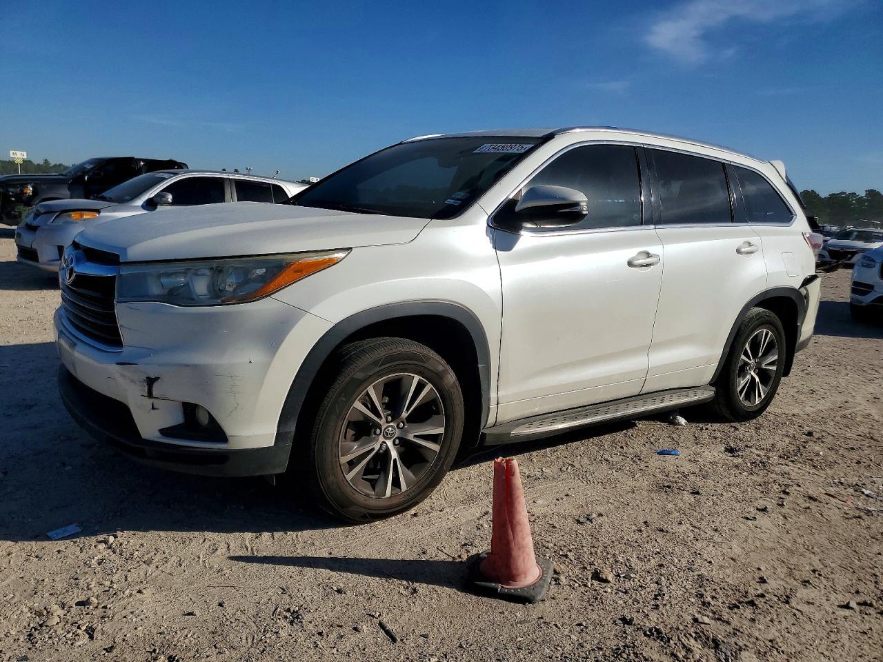 2016 Toyota Highlander Xle