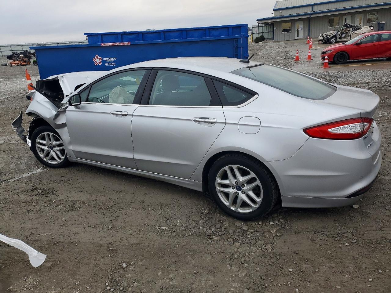 2016 Ford Fusion Se - Фото 2