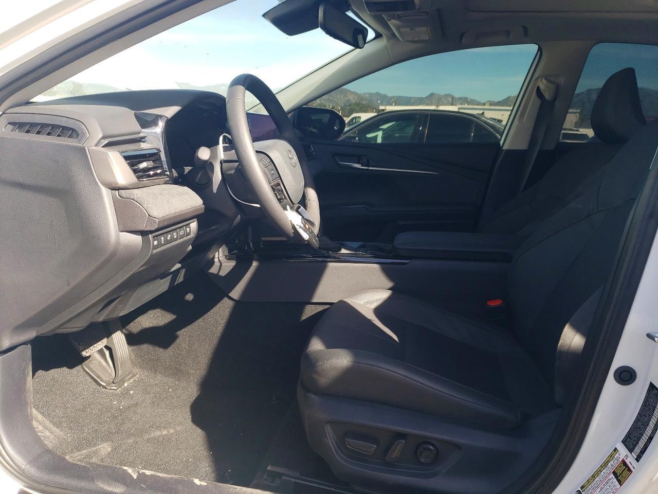 2025 Toyota Camry Xse - Image 7