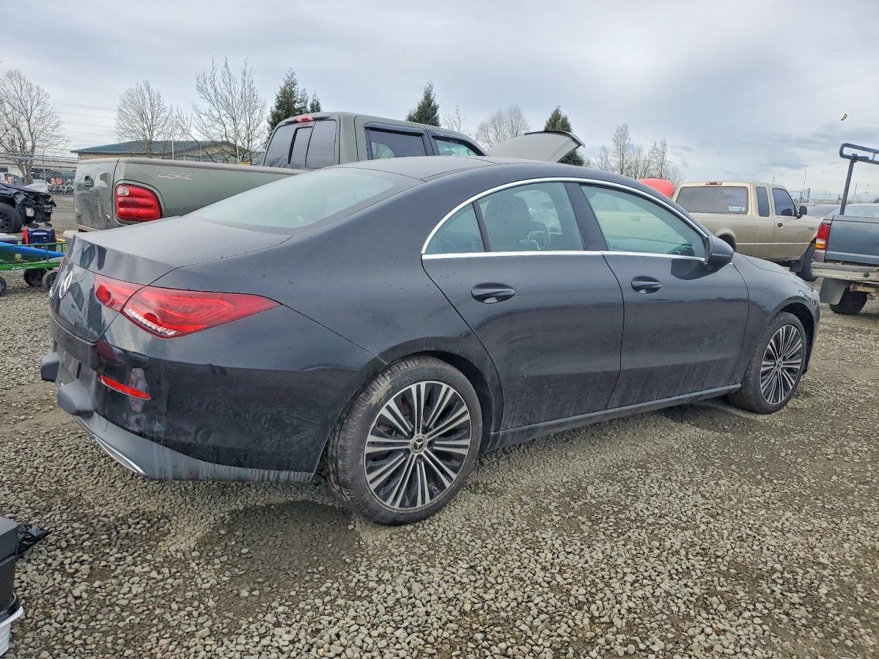 2021 Mercedes-Benz Cla 250 - Фото 3
