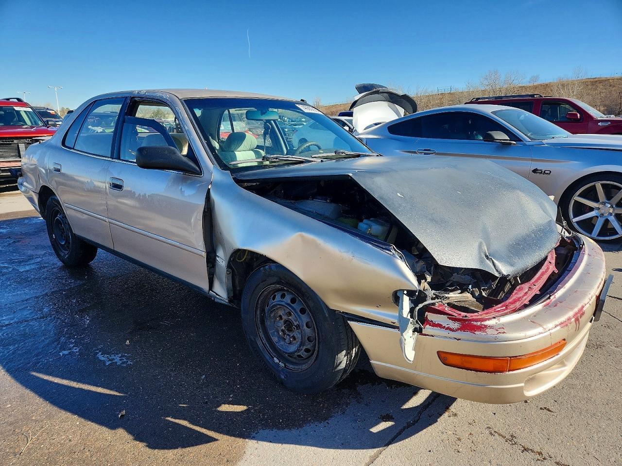 1994 Toyota Camry Le - Фото 4