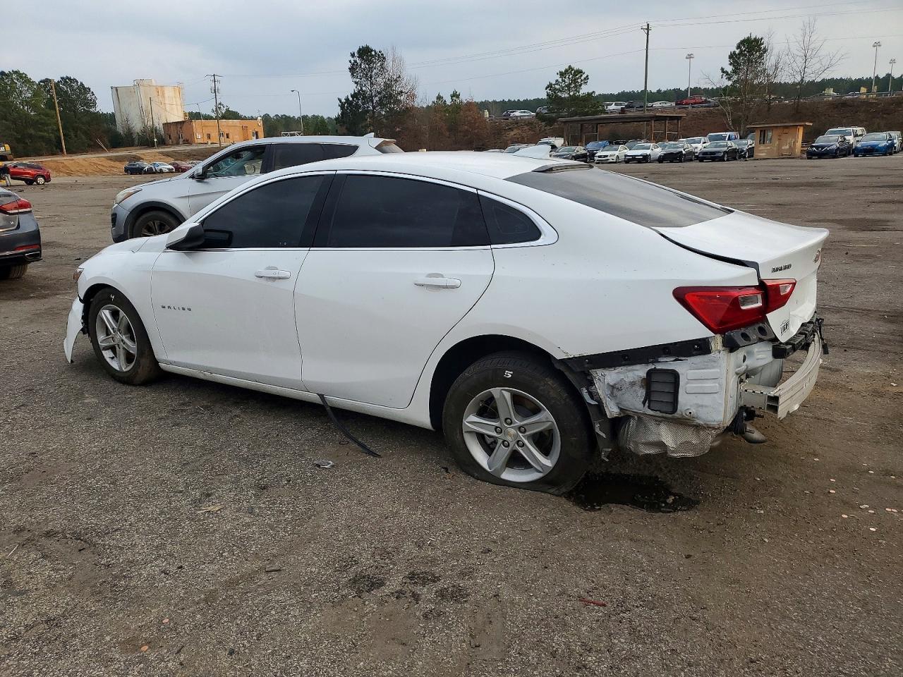 2023 Chevrolet Malibu Lt - Фото 2