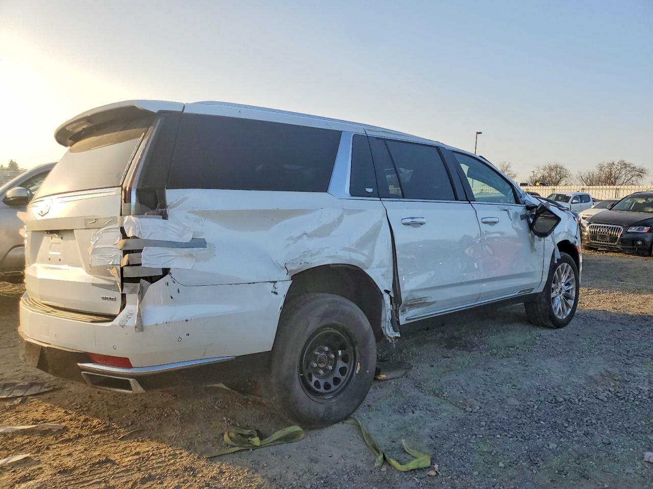 2022 Cadillac Escalade Esv Premium Luxury - Фото 3