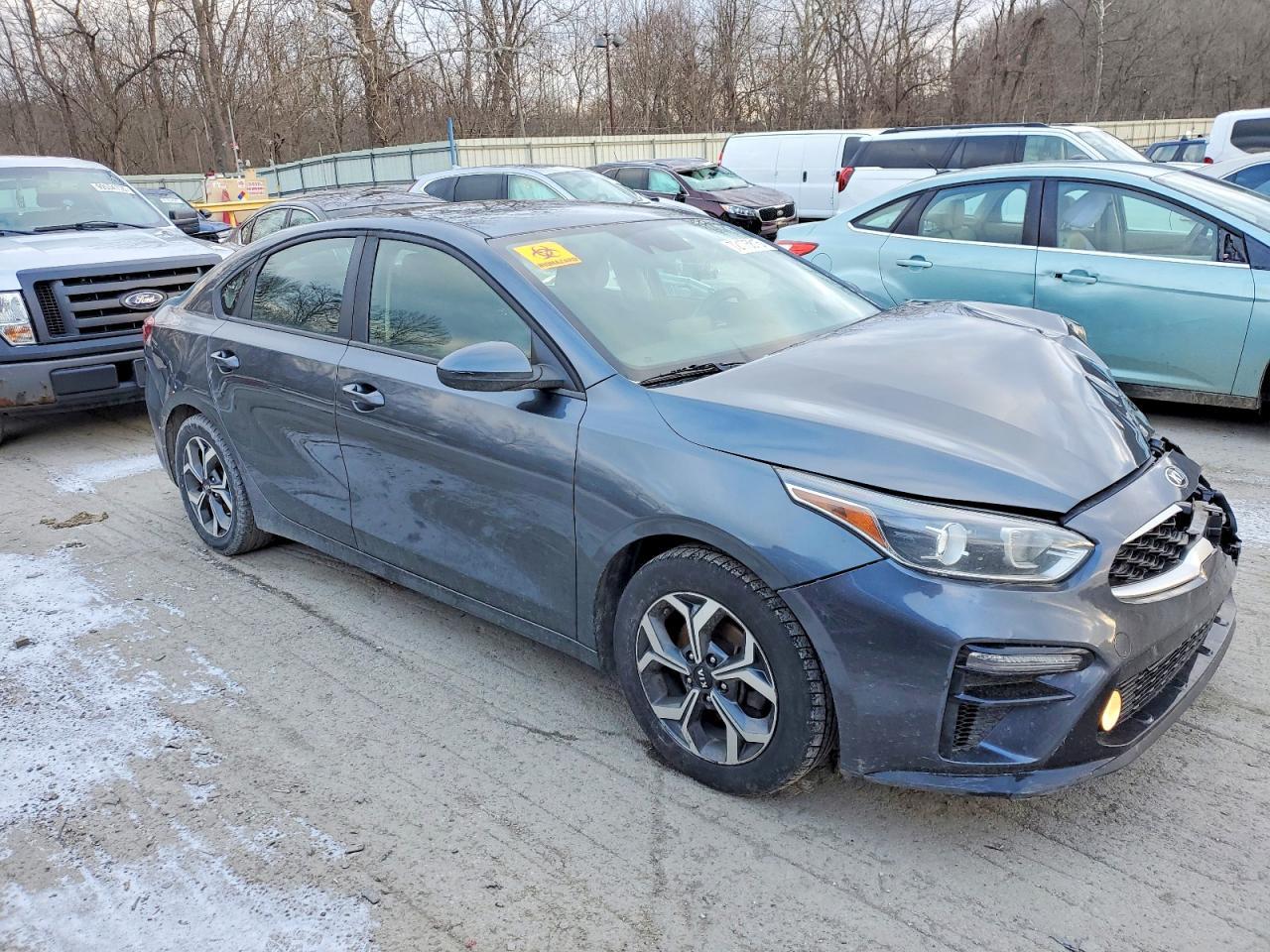 2020 Kia Forte Lxs - Фото 4