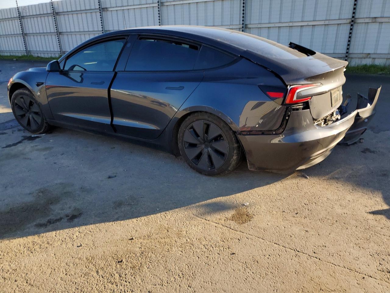 2025 Tesla Model 3 - Image 2