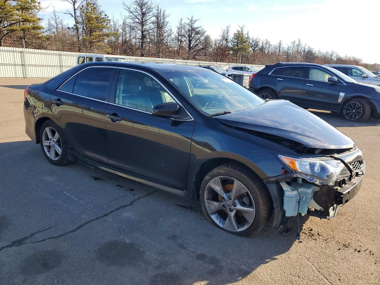 2012 Toyota Camry Base - Фото 4