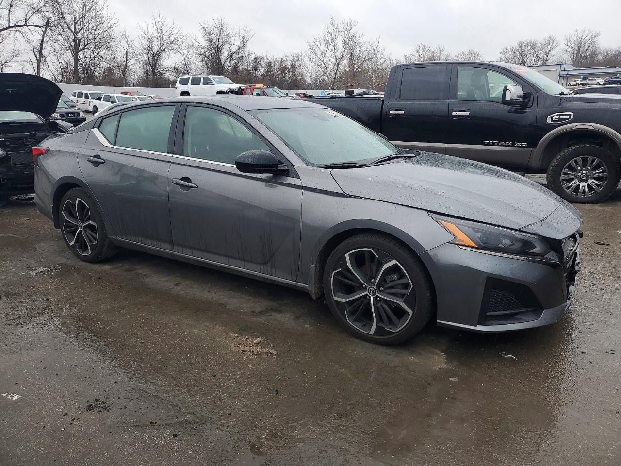 2024 Nissan Altima Sr - Image 4