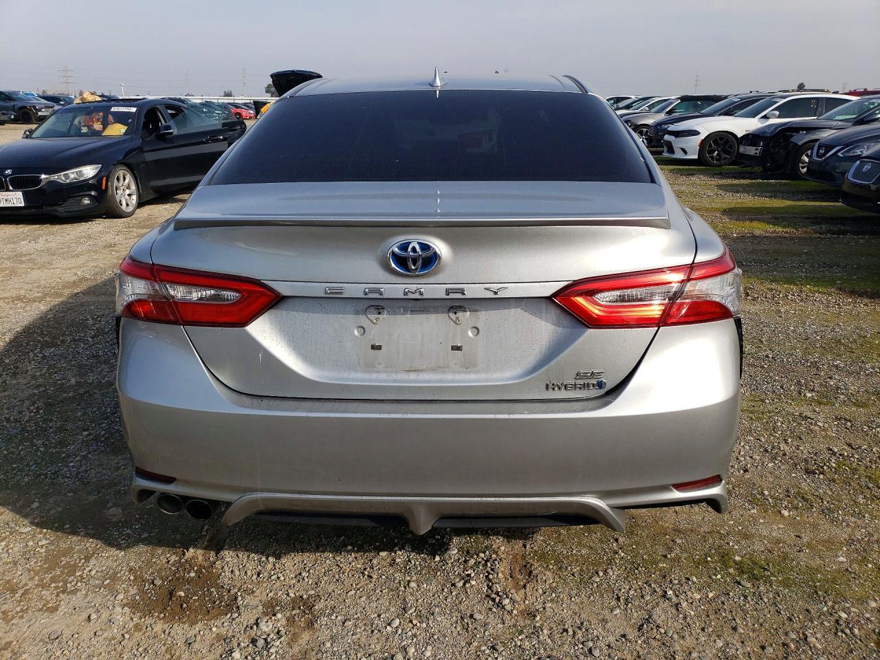 2018 Toyota Camry Hybrid - Фото 6