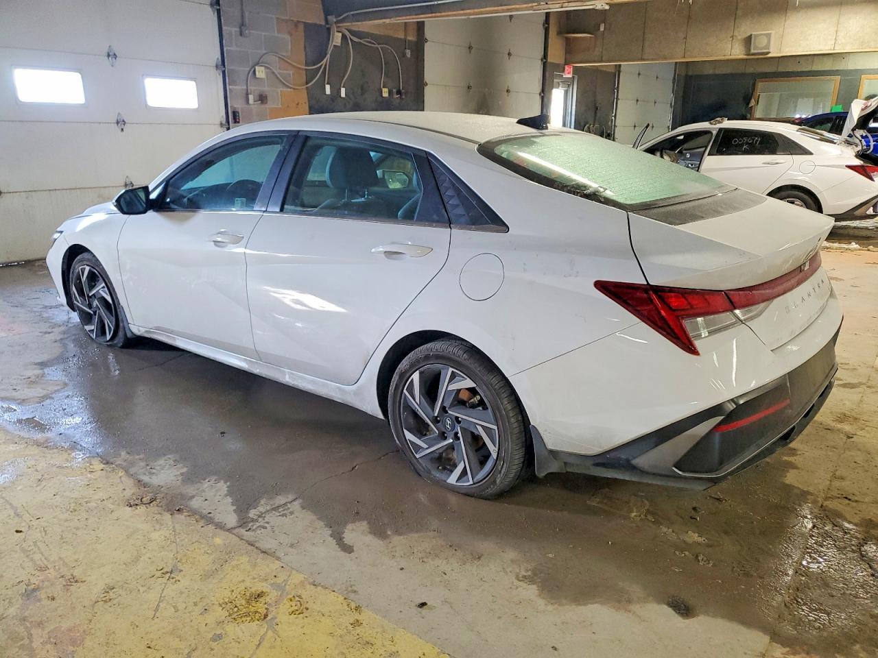 2025 Hyundai Elantra Limited - Image 2