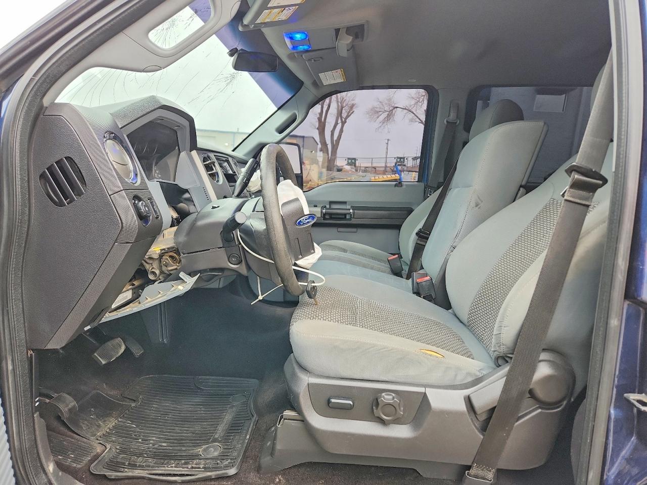 2015 Ford F250 Super Duty - Фото 7