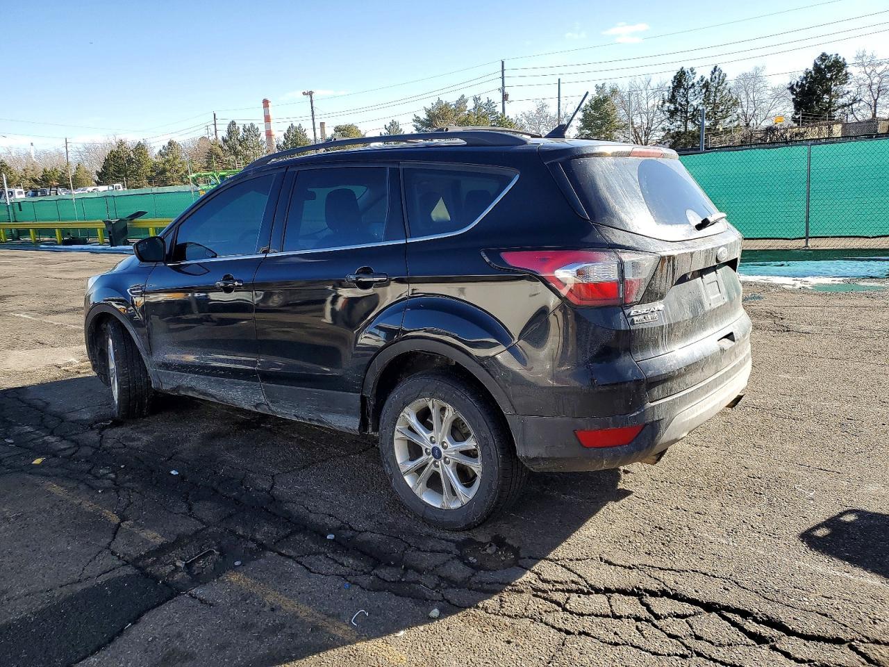 2018 Ford Escape Sel - Image 2